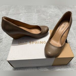 Call it spring wedge heals